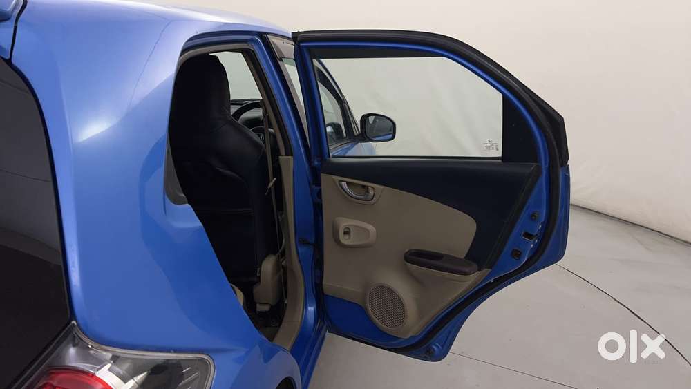 Honda Brio Vx Mt, 2013, Petrol