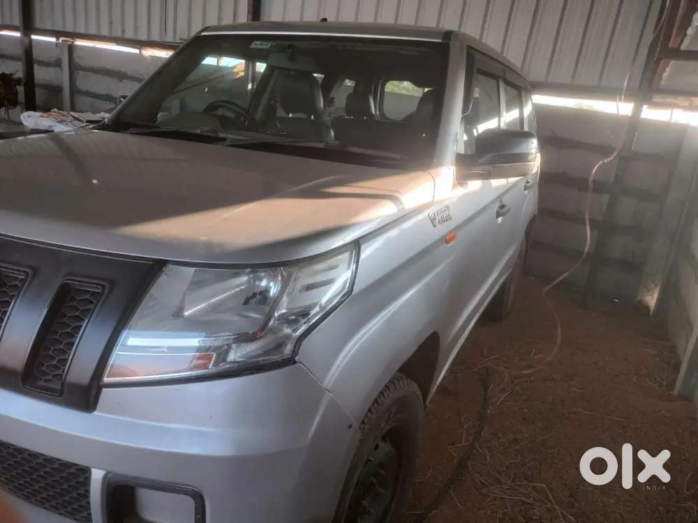Mahindra Tuv 300 2017