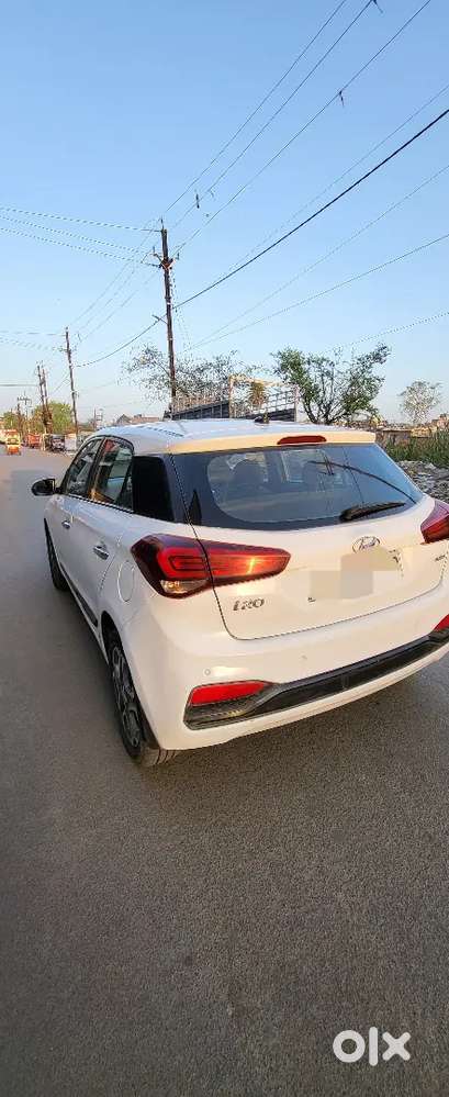 I 20 Asta Optional In Very Good Condition