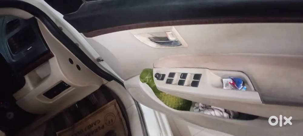 Maruti Suzuki Dzire 2017 Diesel 60000 Km Driven