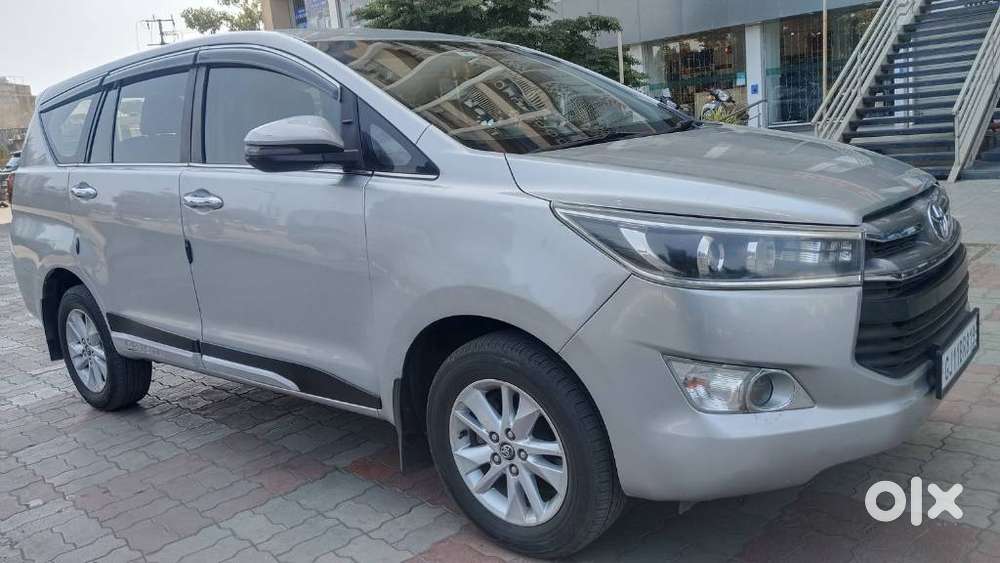 Toyota Innova Crysta 2.4 Vx Mt 8s, 2017, Diesel