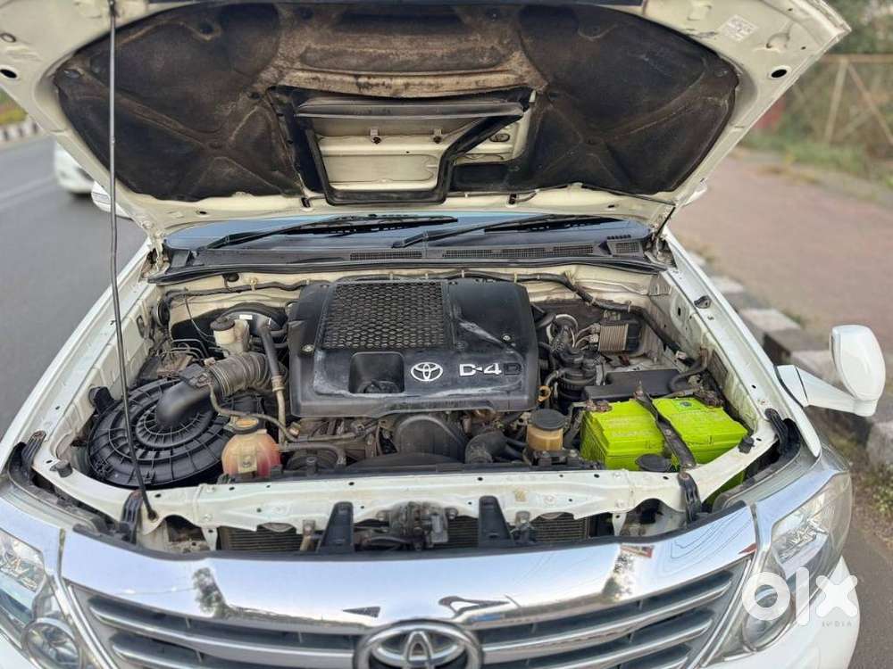 Toyota Fortuner 2011-2016 4x2 Manual, 2013, Diesel
