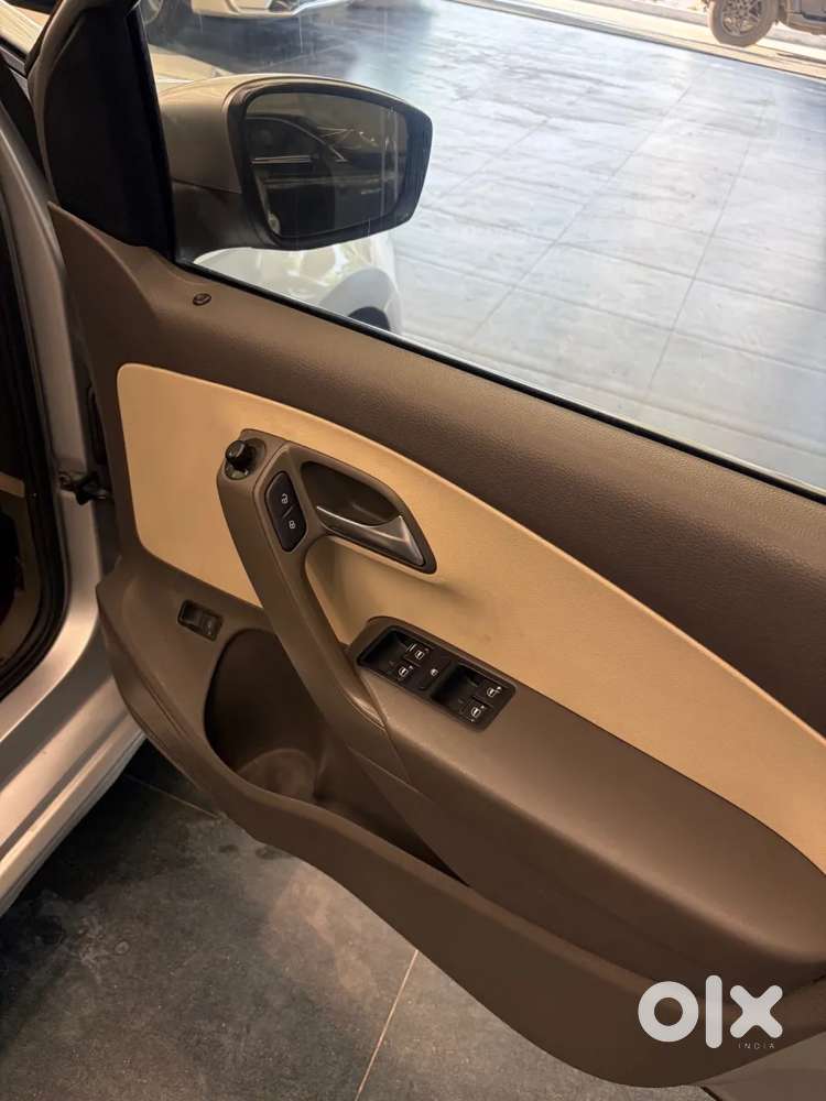 Volkswagen Vento Ipl Ii Petrol Highline At, 2013, Petrol