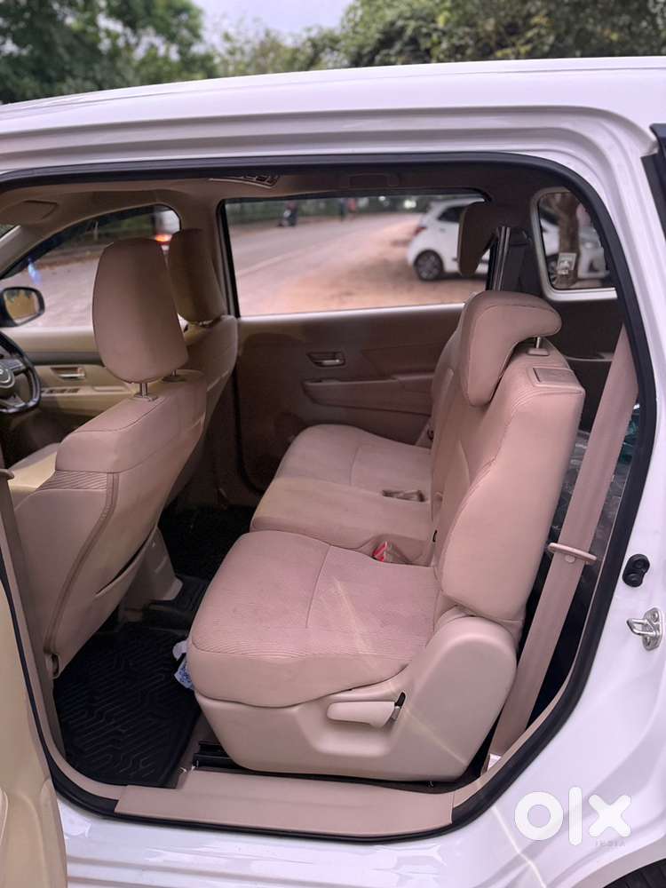 Maruti Ertiga Vxi 2025