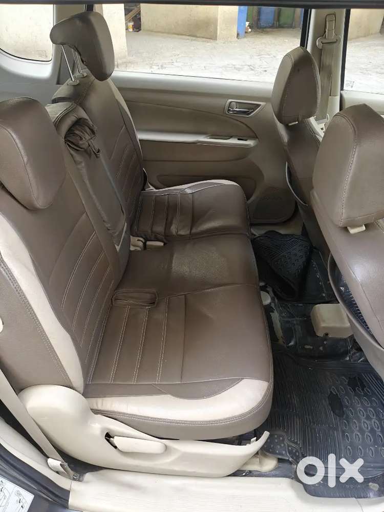 Maruti Suzuki Ertiga Vxi Cng  Petrol + Cng