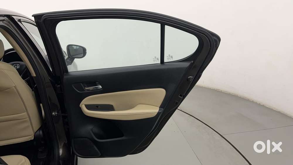 Honda City 1.5 Zx Cvt I-vtec, 2022, Petrol