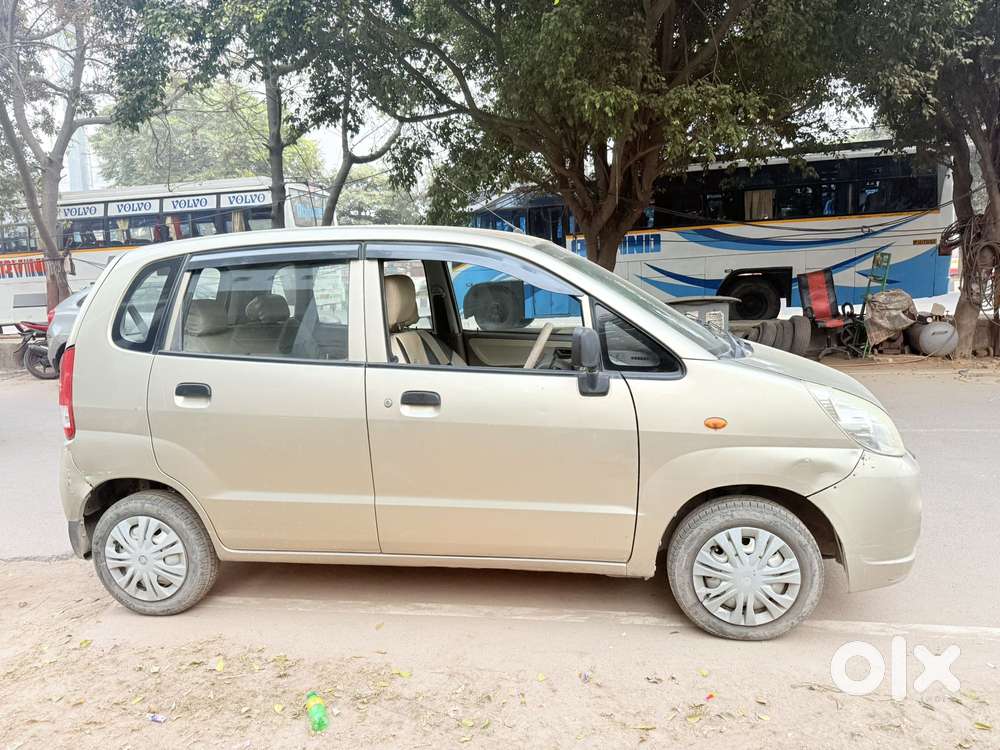 Maruti Suzuki Zen Estilo Lxi Bs Iv, 2010, Petrol