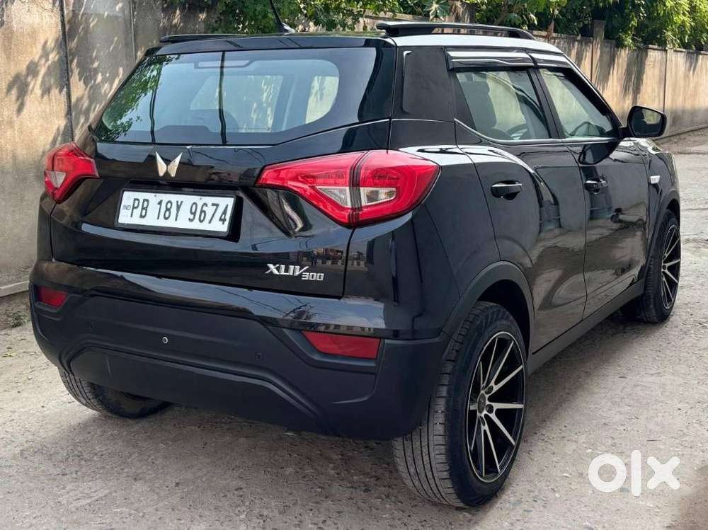Mahindra Xuv300, 2023, Diesel