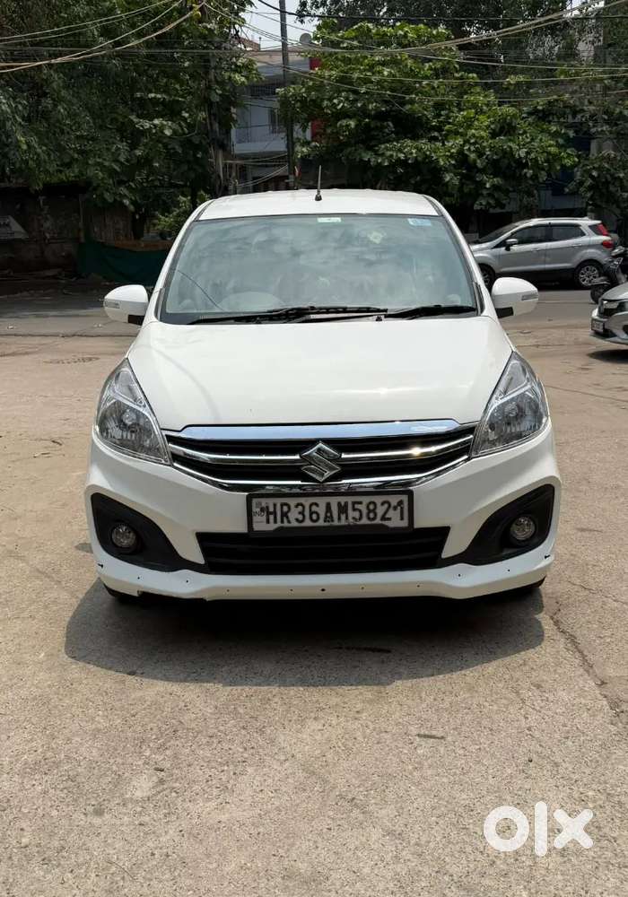 Maruti Suzuki Ertiga 2017 Petrol 90952 Km Driven+green Cng