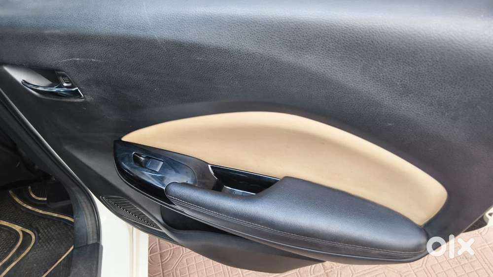 Toyota Glanza G Smart Hybrid, 2023, Petrol