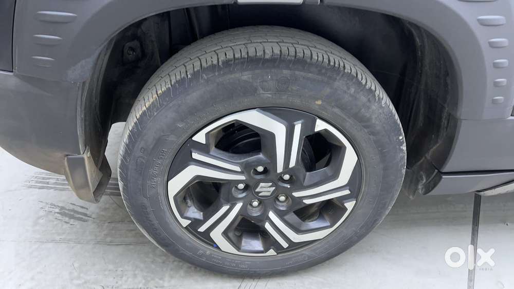 Maruti Suzuki Vitara Brezza 1.5 Zxi, 2023, Petrol