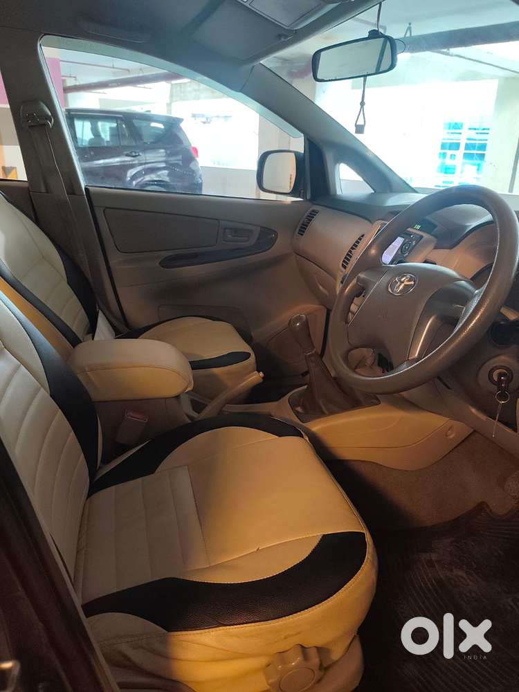 Toyota Innova 2012-2013 2.5 G (diesel) 8 Seater, 2013, Diesel