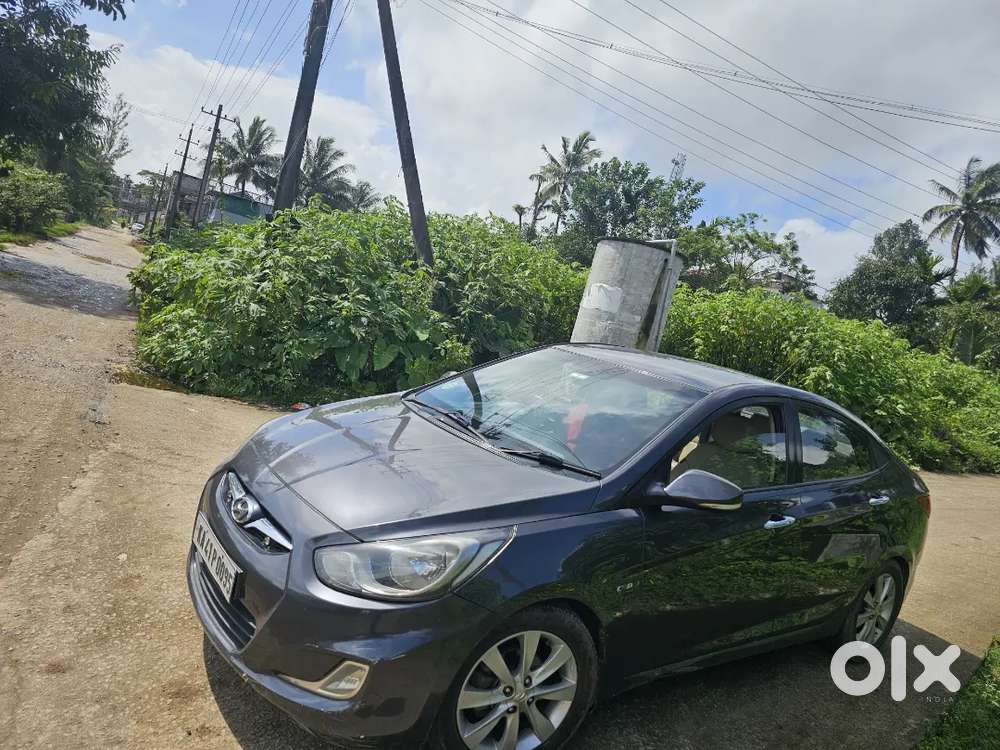 Hyundai Fluidic Verna 2011 Diesel 250000 Km Driven