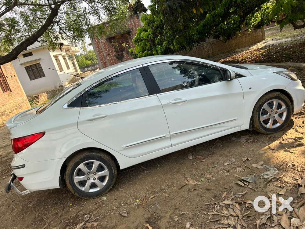 Hyundai Fluidic Verna 2012 Diesel 100000 Km Driven