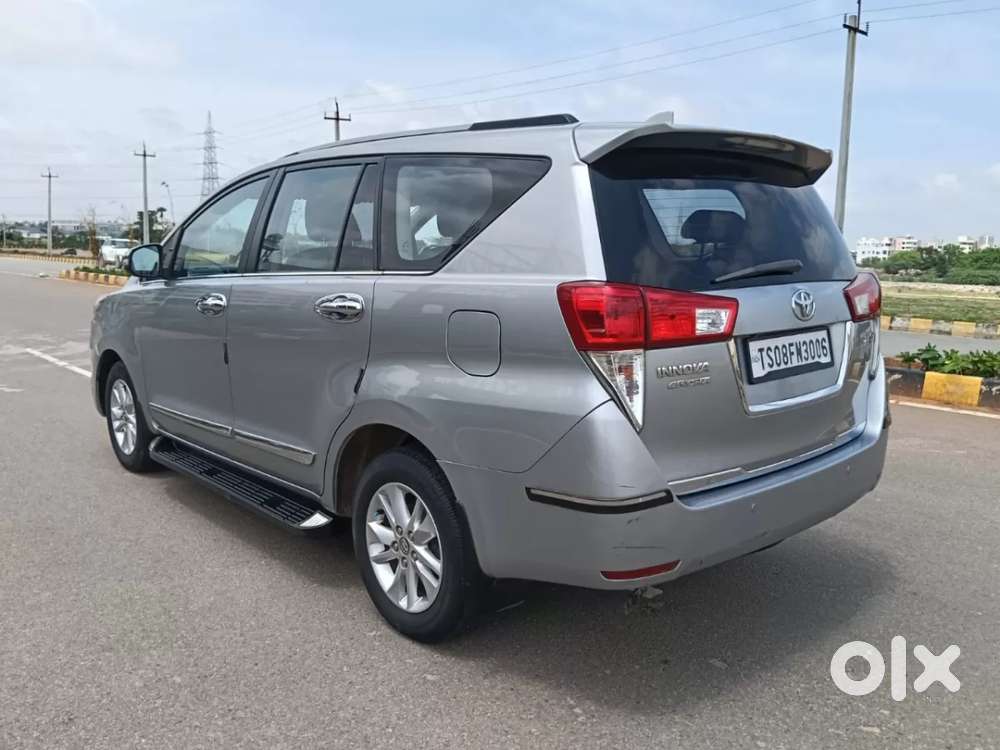 Toyota Innova Crysta 2.4 V 7 Str, 2017, Diesel