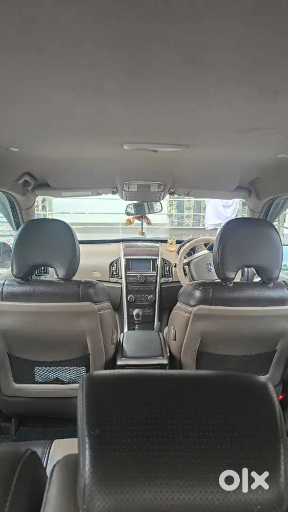 Mahindra Xuv500 2015 Diesel 85000 Km Driven