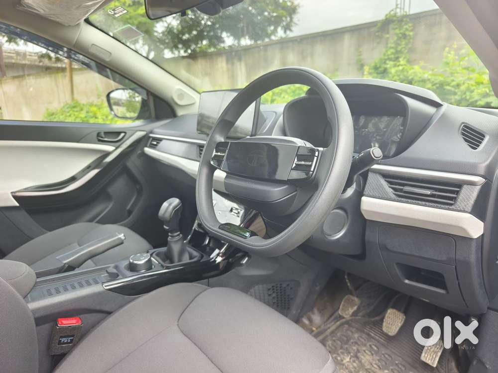 Tata Nexon Creative Plus S 1.2 Revotron Petrol 6 Mt, 2025, Petrol