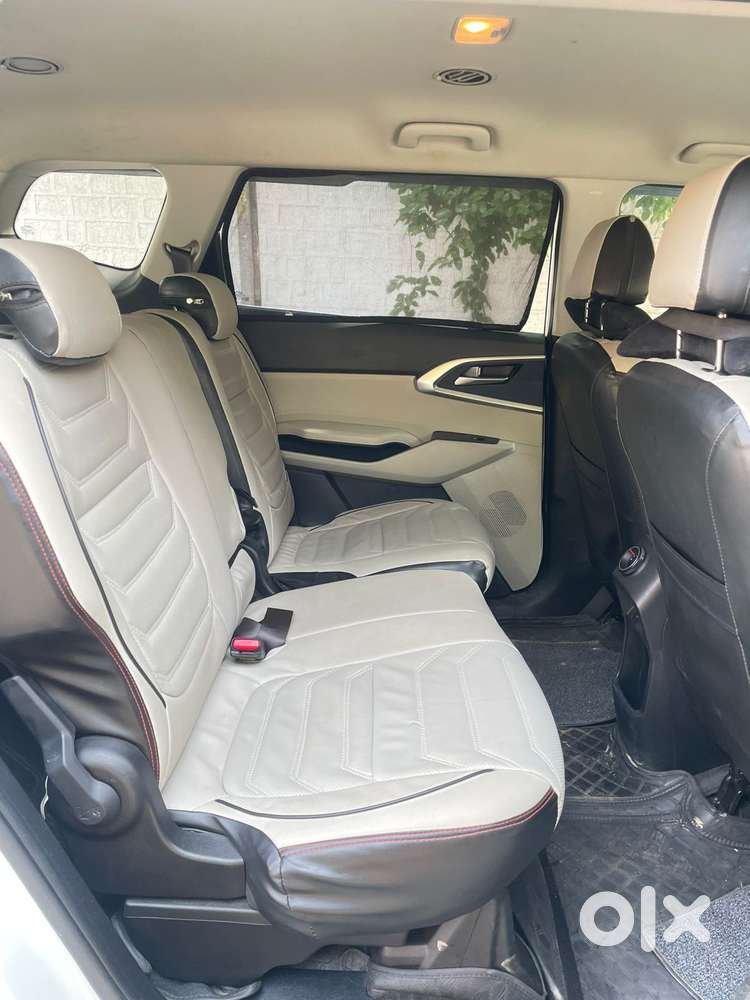 Kia Carens, 2023, Petrol