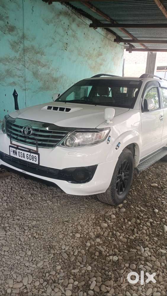 Toyota Fortuner Legender 20124.8