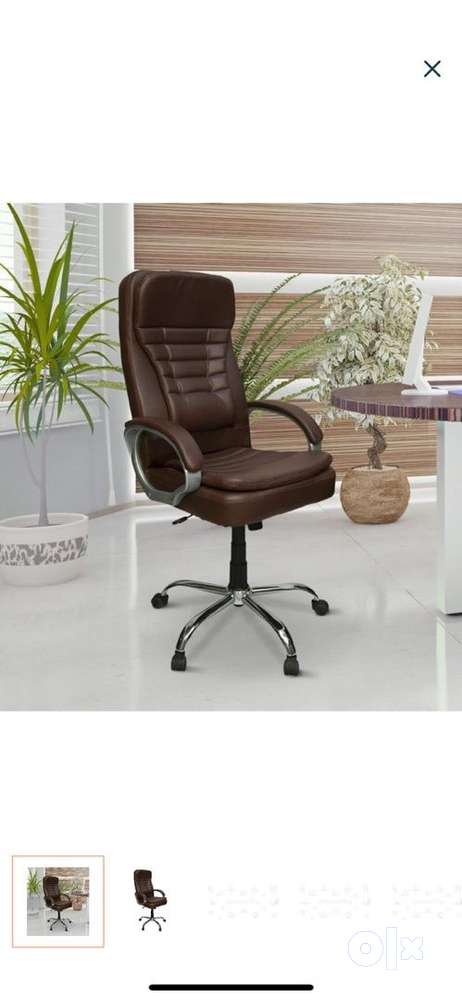 Executive on sale chair pepperfry