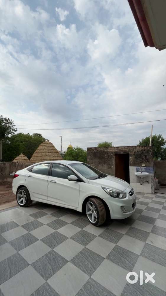 Hyundai Fluidic Verna Diesel 2014