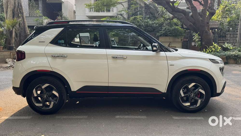 Hyundai Venue 1.0 Sx Plus Turbo Dct Dual Tone, 2021, Petrol