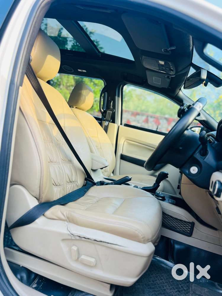 Ford Endeavour 3.2 Titanium At 4x4, 2016, Diesel
