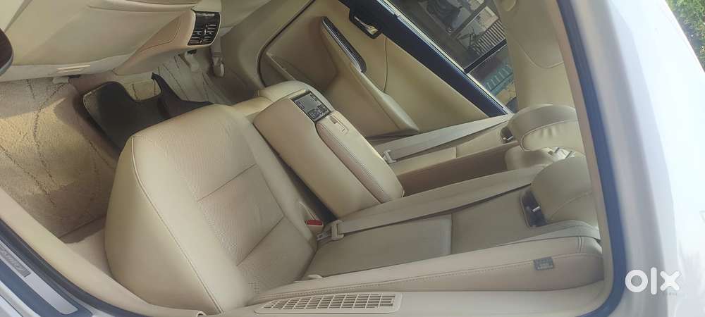 Toyota Camry Hybrid, 2017, Petrol