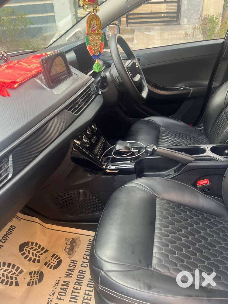 Tata Nexon Smart Plus Amt (2024) – Petrol  Excellent Condition