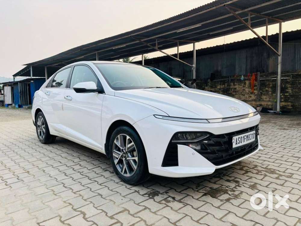Hyundai Verna 1.5 Sx (o) Vtvt, 2023, Petrol