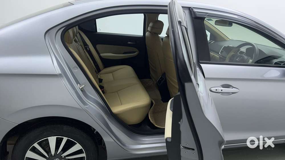 Honda City 1.5 V Mt, 2024, Petrol