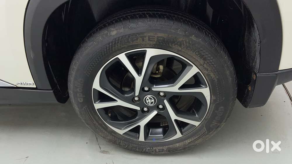 Toyota Urban Cruiser Hyryder 1.5 V Neo Drive Awd, 2023, Petrol
