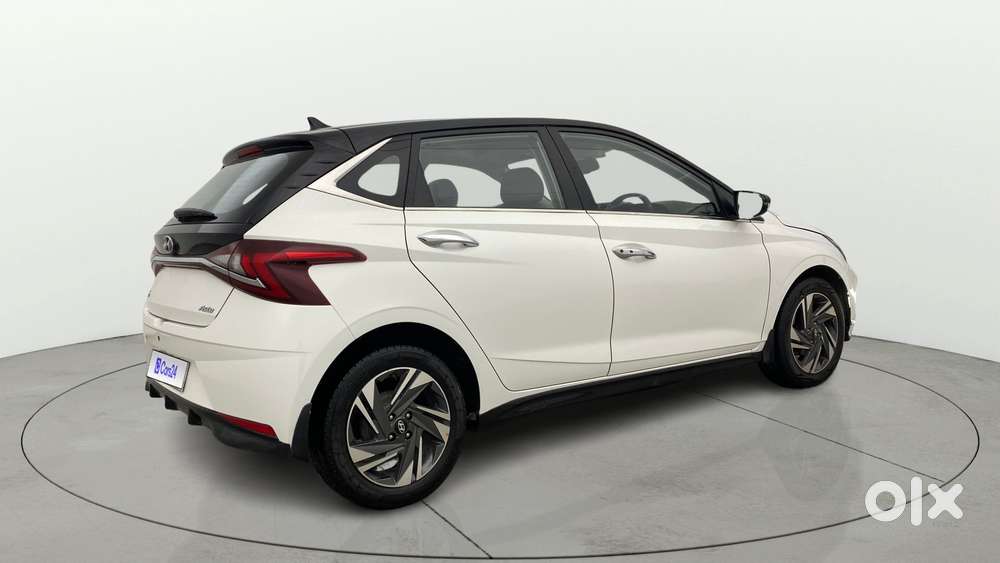 Hyundai New I20 1.2 Asta (o) Mt Dual Tone, 2022, Diesel