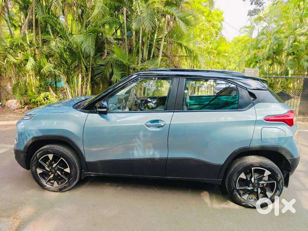 Tata Punch 1.2 Revotron Creative Amt Dual Tone, 2024, Petrol