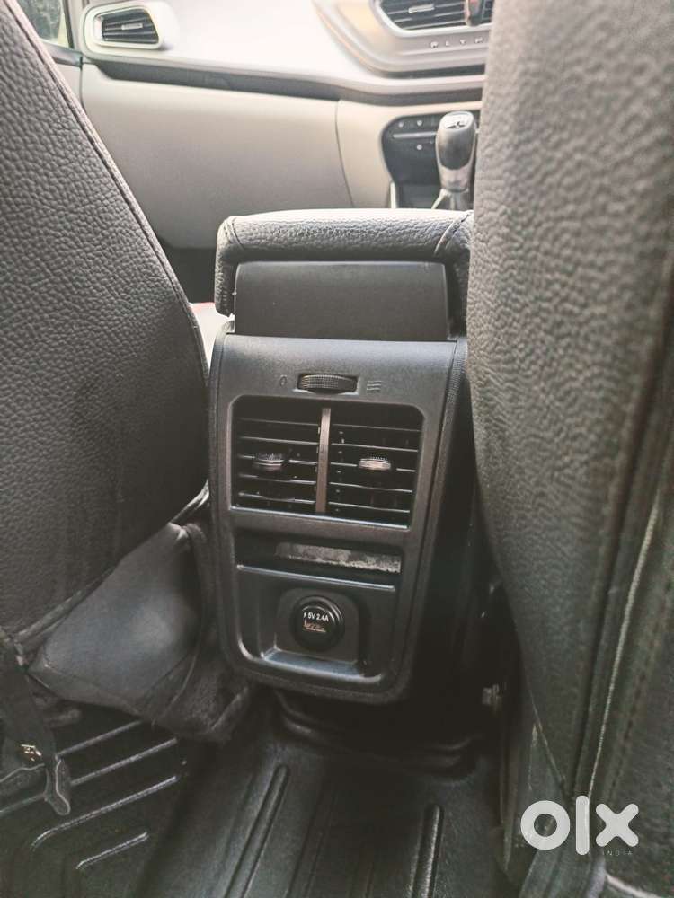 Tata Altroz Xz Plus (s) Icng, 2023, Cng & Hybrids