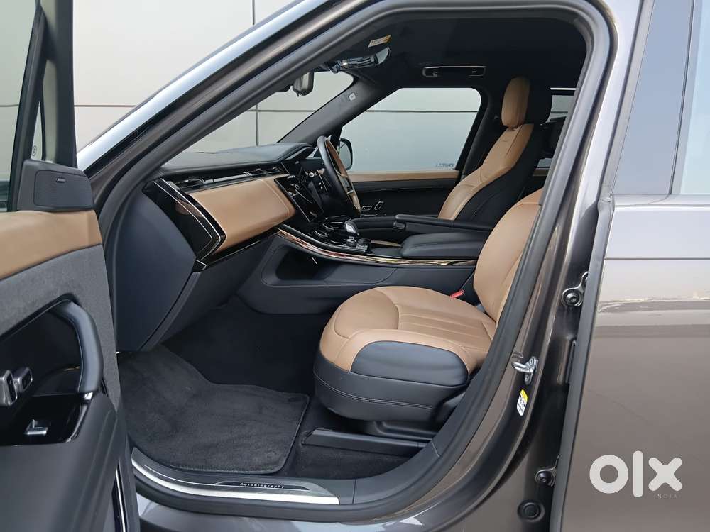 Land Rover Range Sport Autobiography, 2023, Petrol