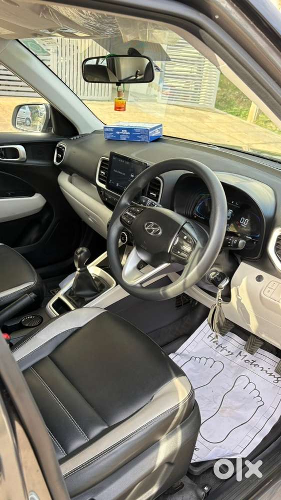 Hyundai Venue 1.2 Sx Petrol Model 2025