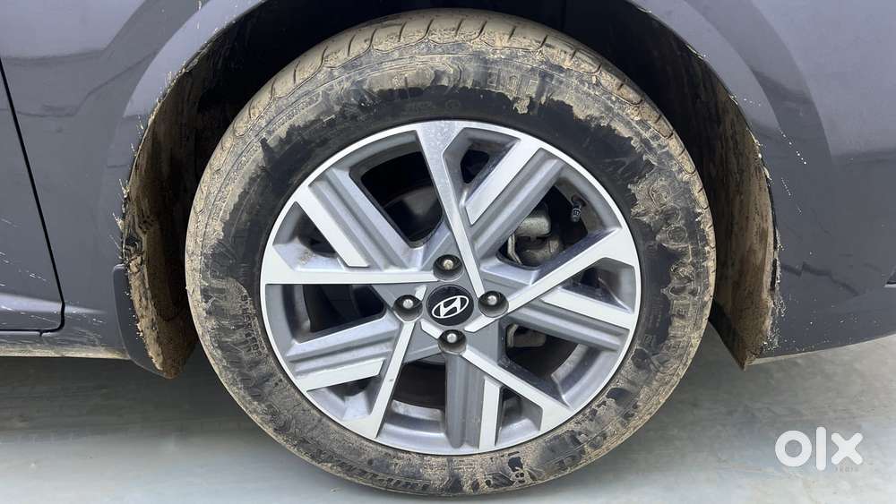 Hyundai Verna 1.5 Sx (o) Petrol Mt, 2023, Petrol