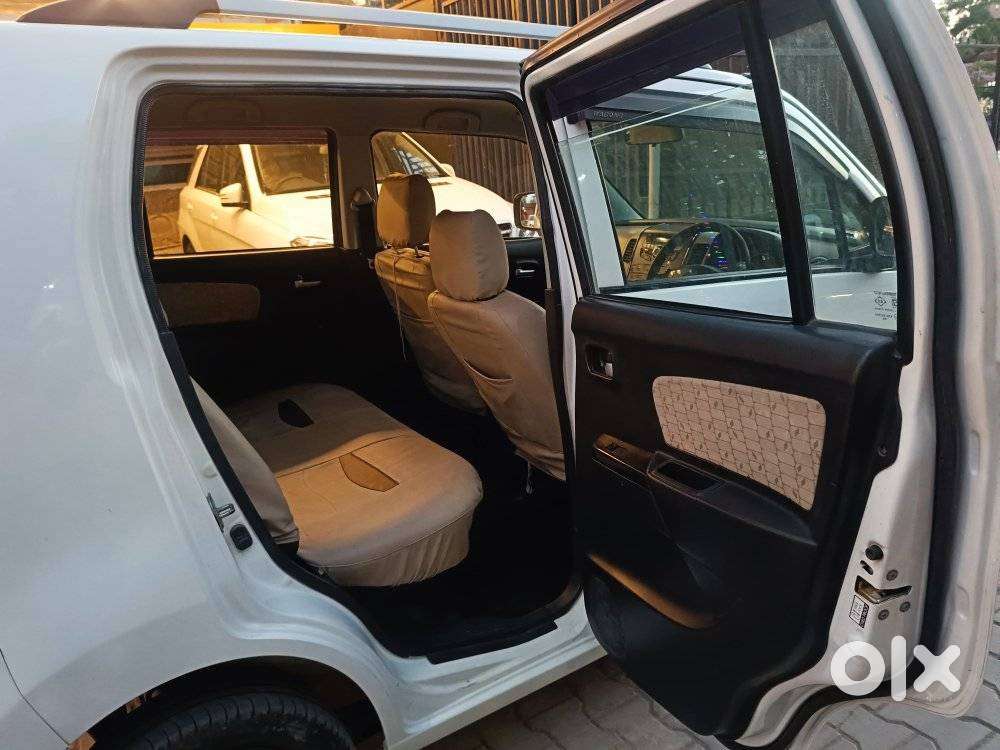 Maruti Suzuki Wagon R Amt Vxi, 2017, Petrol
