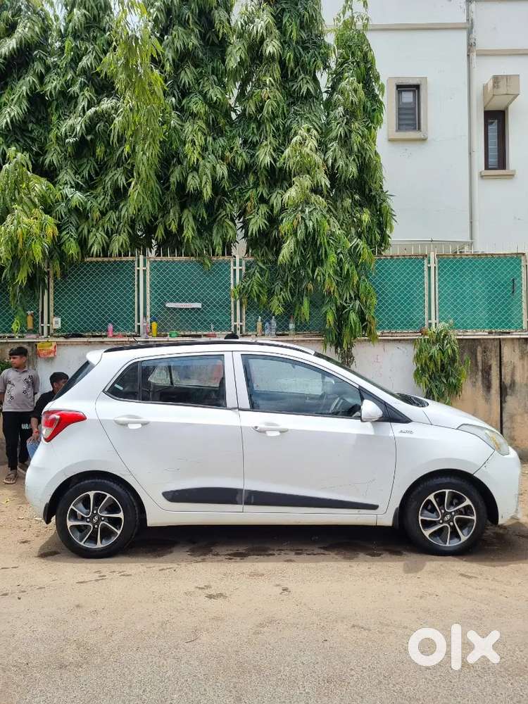 Hyundai Grand I10 Sportz At 2018