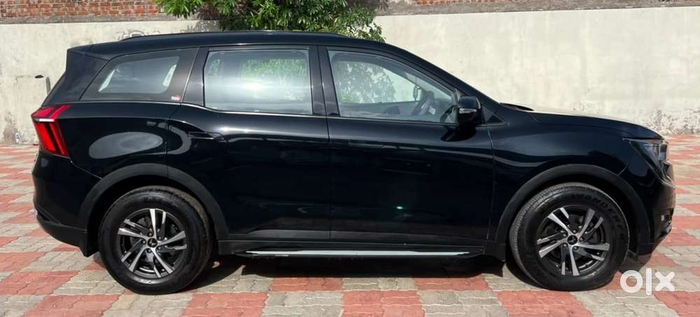 Mahindra Xuv700 2.2 Ax 5 Diesel At Str, 2024, Diesel