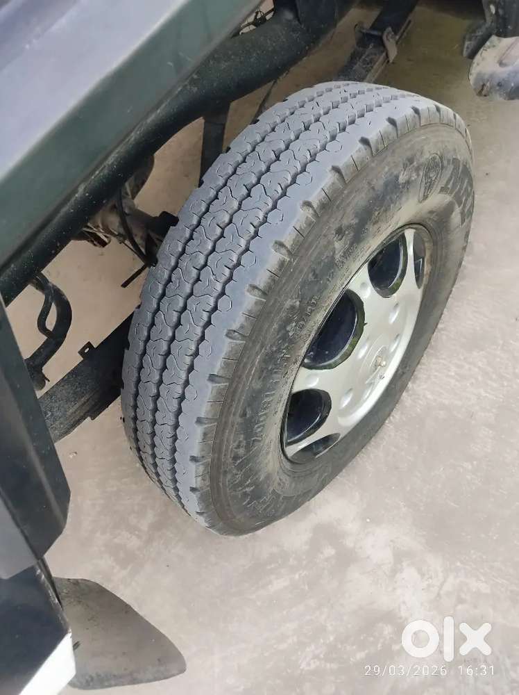 Force Motors Trax Cruiser 2014