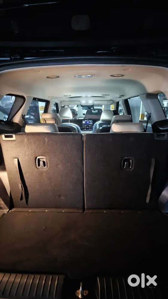 Dlf Owned Kia Carens 1.4 Luxury Plus 6 Str, 1st Owner, 47,500 Km