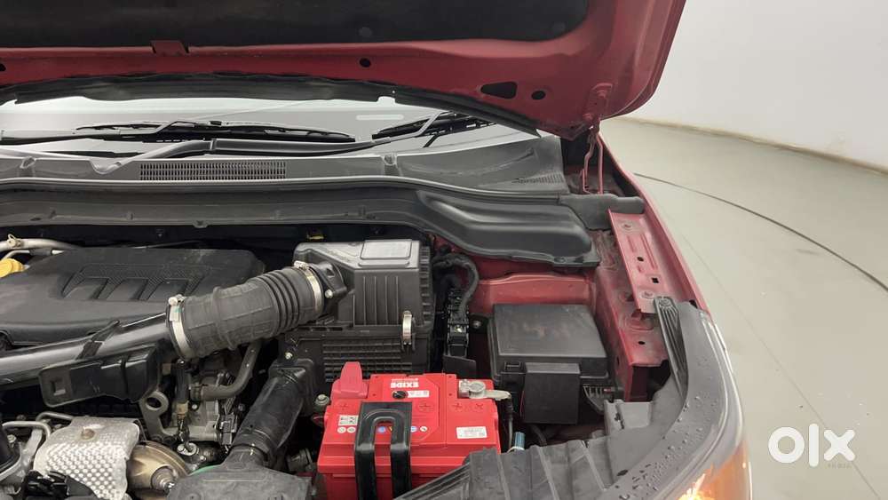 Mahindra Xuv300 W6, 2022, Petrol