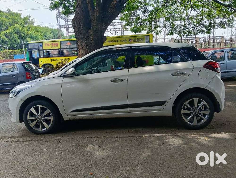 Hyundai I20 Asta (o) 1.2 Ivt, 2015, Petrol