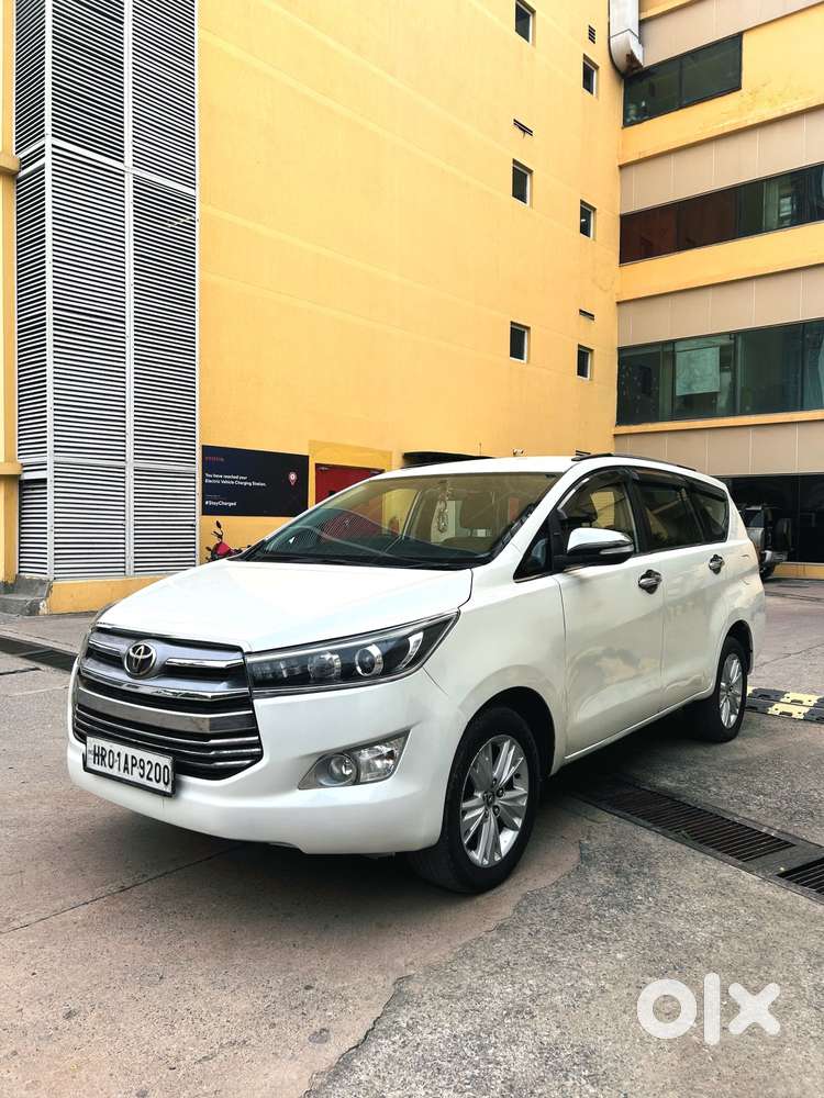 Toyota Innova Crysta [ ] 2.4 Zx At 7 Str, 2016, Petrol