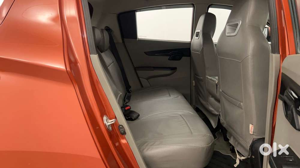 Mahindra Kuv 100 Mfalcon G80 K6, 2016, Petrol