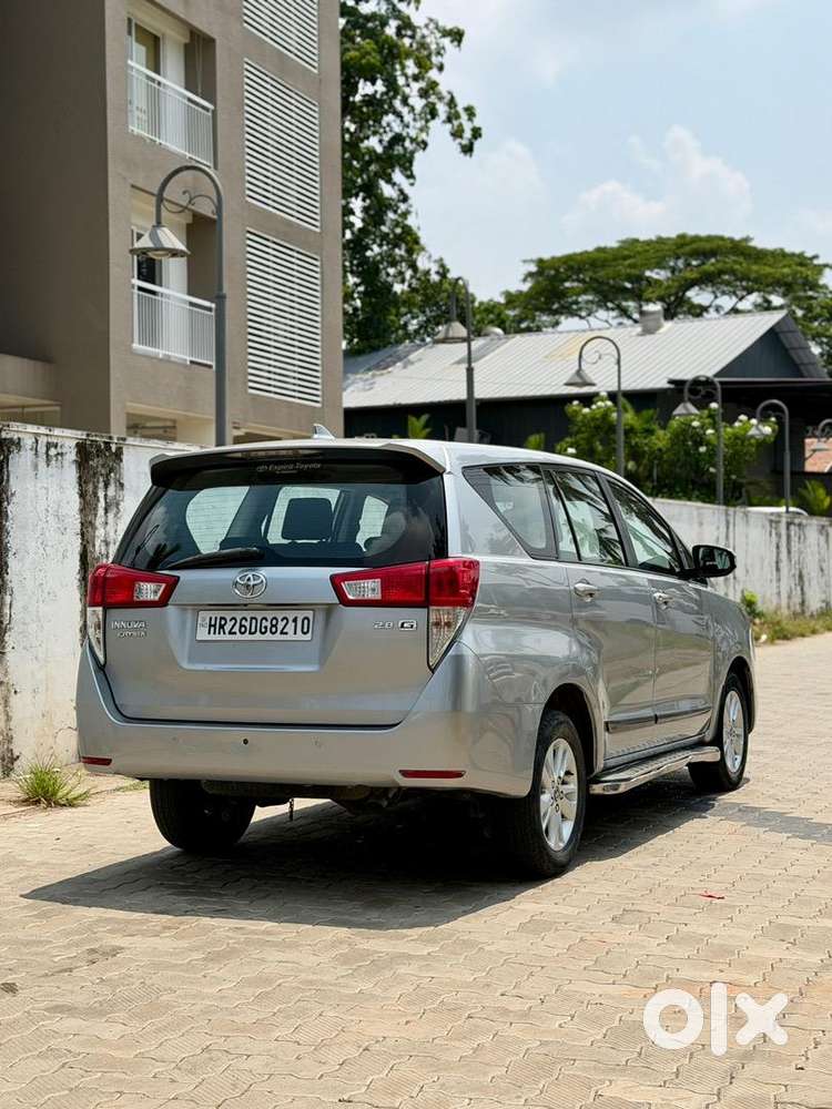 Toyota Innova Crysta 2017 Diesel 89000 Km Driven