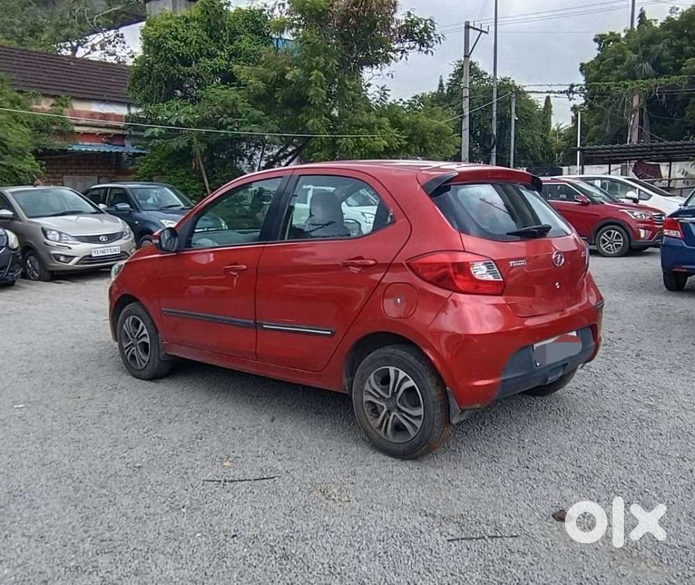 Tata Tiago 1.2 Revotron Xza, 2018, Petrol
