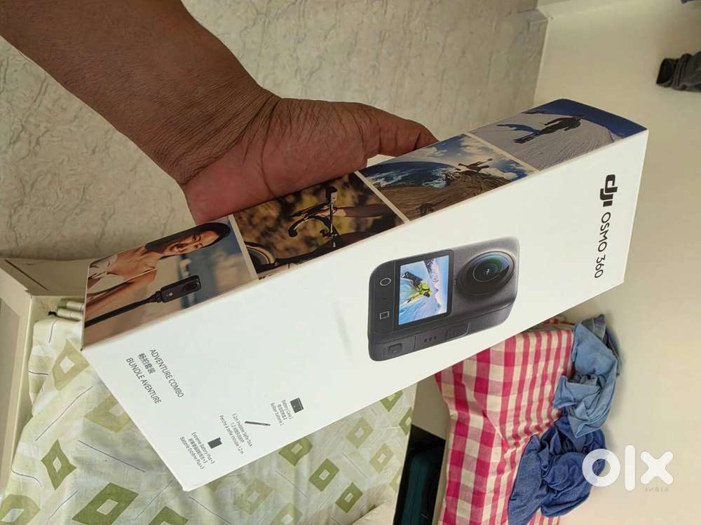 DJI Osmo 360 Adventure Combo